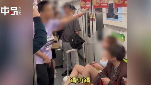 在线观看厕所偷拍,网络直播厕所偷拍事件揭秘 第2张 在线观看厕所偷拍,网络直播厕所偷拍事件揭秘 第2张