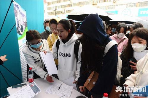 奔流新闻爆料视频大全在线观看,独家揭秘，精彩瞬间尽收眼底  第2张